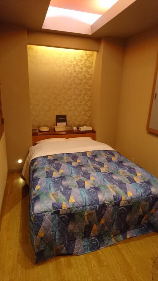 Hotel Eris Hakata (Adults Only) Fukuoka  Exterior photo