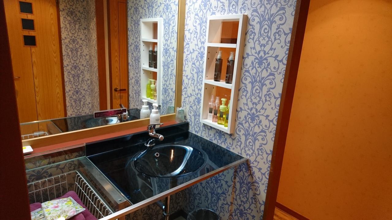 Hotel Eris Hakata (Adults Only) Fukuoka  Exterior photo